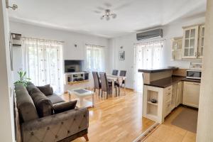 Fiumera Kotor Apartment