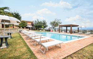 1 Bedroom Nice Home In Frazione Marcellano