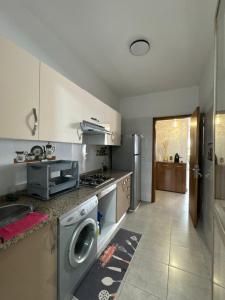 2BR apartment les jardins