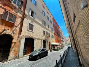 Letizia Luxury Close to Piazza Navona with GYM