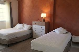 Zenda Loft 2, garden view, close to the beach