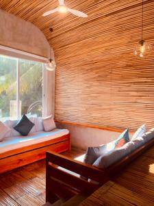 Beachfront Sunset Sky Villa on 1,5 km Lambug Beach, Kawasan Falls 10 Min, Badian Moalboal - The Verge Cebu