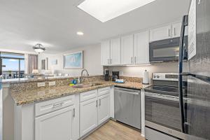Beach Cove Resort 1504 - Direct Oceanfront with Private Balcony
