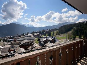 Appartement skis aux pieds, vue - 4 pers. - FR-1-631-258