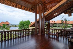 Heritage Village Resort