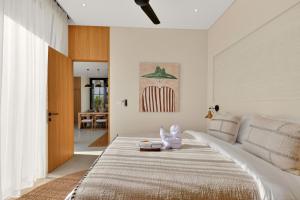 Contemporary Luxury 2BR Villa - Kedungu Beach