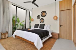 Contemporary Luxury 2BR Villa - Kedungu Beach