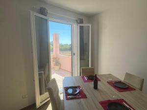 Appartamento in Villa con Piscina - Vicino al Mare