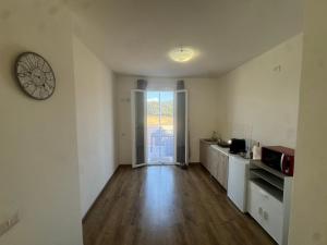 Appartamento in Villa con Piscina - Vicino al Mare