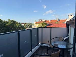 Old Town & Kapana Apartment with Two Balconies