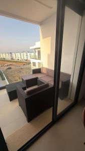 Rmilat Garden N8 vue sur la piscine