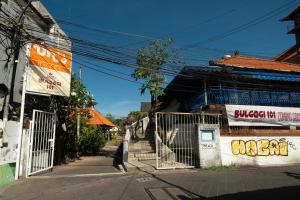 Uns Hotel - Bali