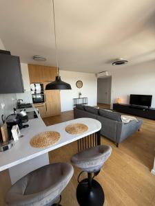 City View Apartment