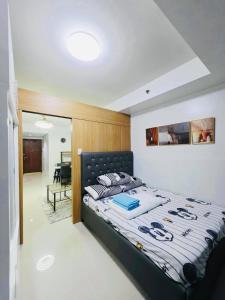 Idyllic 1-Bedroom Condo front of Mall of Asia