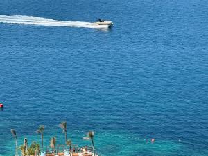 Sebis Chalet with Sea View