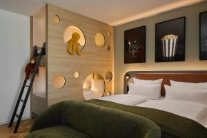 Cinema City Hotel Europaplatz Karlsruhe - Brand New Boutique Hotel 2025 -