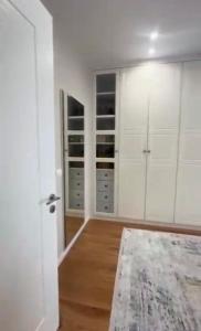 Luxury Spacious Apartment - Tirana