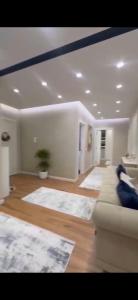 Luxury Spacious Apartment - Tirana