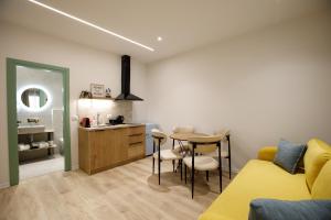 Oleva Sea View Suites