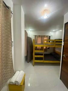 El Jaes Guesthouse - 6bdrm Entire House 20-30pax