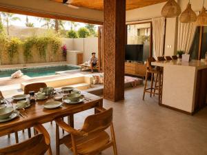 Follow Your Dreams Boutique Villa, close to sunset beach, soft opening