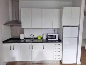 Loft moderno con balcón al lado de Las Canteras