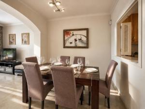 Sunny 2BR in Los Jardines de Santa Maria Golf, Elviria, Marbella, 4 Pools