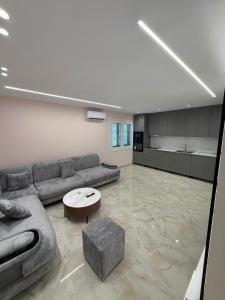 Prive Apartment & more