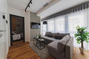 Maison Melo - Exclusive Downtown Stay Bari Center