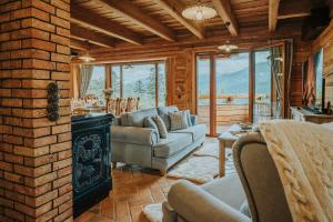 Salamandra Pearl Chalet