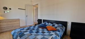 Quiet apartment by the sea in a new house - Vista