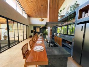 SUYAI Villa Uluwatu - Private Pool & Concierge Service