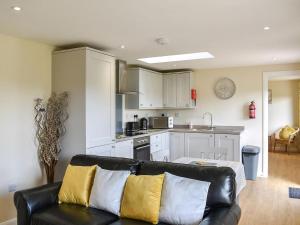 Sherwood Forest Lodge 2