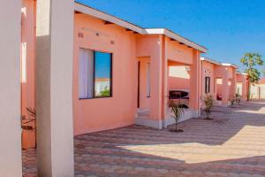 Glamour Lodges and Apartments