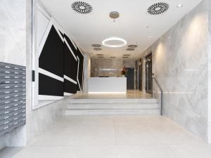 Metropolis - Luxury Infiniti Apartment - FREE PARKING