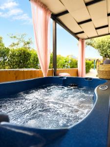 Grand Relax Suites