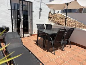 Las Palmas 17B Oasis Properties