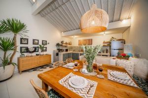 Villa Tiger - Oasis with Huge Garden & Pool