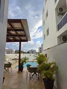Sunflowers, moderno apartamento con piscina