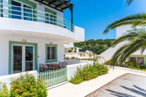 Cavo Plako Villas
