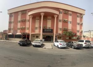 فندق الكراون نجران نجمه