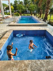 Madhuban Farms - Private Pool Villa and Party Lawn