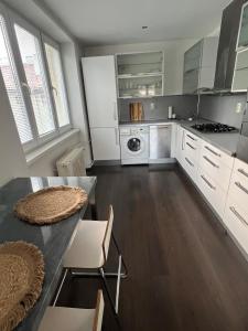 Fontana 11 - Cozy apartment in absolute centre - 200m to SNP square