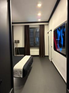 Black Diamond Luxury Borgo SS Apostoli