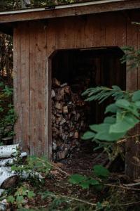 Morissette Base Camp - Lakeside Cozy Retreat for families and hikers