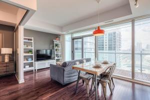 CN Tower View Condo with Pvt Balcony & Work Space