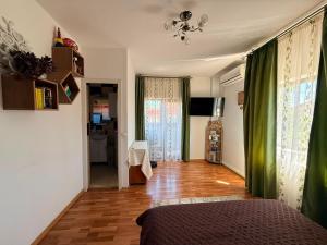 Sea Breeze Apartment