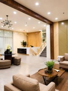 L And J VIP Stay