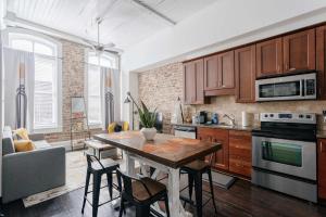 Charming ArtPad Studio in Savannah Historic District