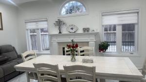 Luxury Entire Home 5BR Villa Sleep 10 Smart Toilet